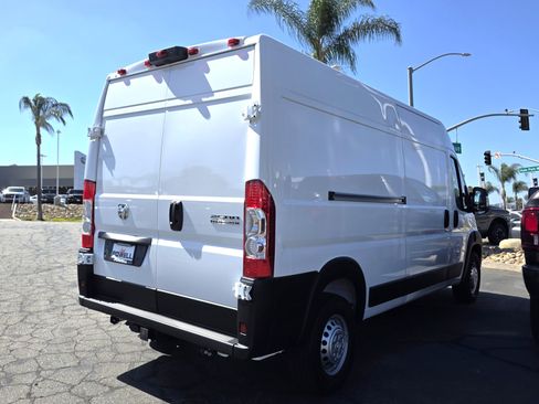 New 2026 RAM ProMaster 2500 w/ Convenience Group FWD image 5