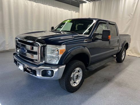 Used 2016 Ford F250 XLT w/ Snow Plow Prep Package AWD/4WD image 1