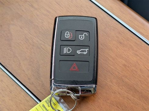 Used 2021 Land Rover Range Rover P525 Westminster Edition image 32