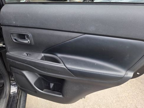 Used 2019 Mitsubishi Outlander SEL AWD/4WD image 10