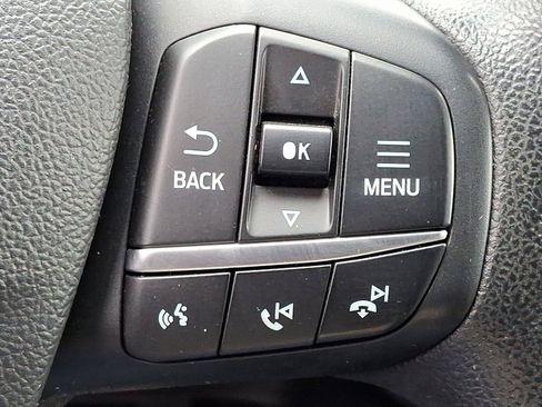 Used 2020 Ford Escape SE image 21