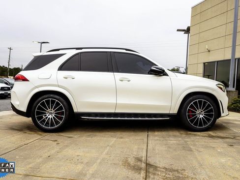 Used 2022 Mercedes-Benz GLE 580 4MATIC w/ Night Package image 6