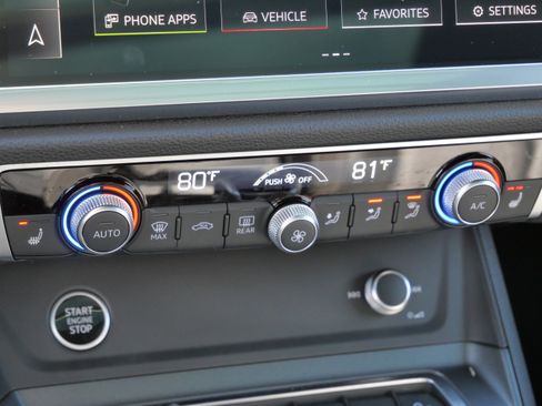 Used 2023 Audi Q3 2.0T Premium Plus w/ Premium Plus Package image 25