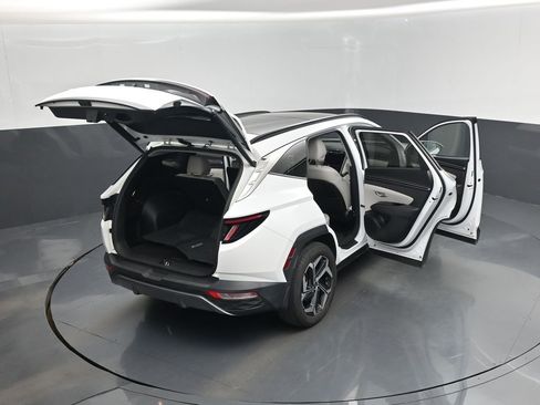 Used 2022 Hyundai Tucson Limited w/ Cargo Package FWD image 29