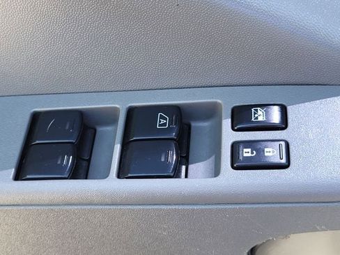 Certified 2021 Nissan Frontier SV AWD/4WD image 8