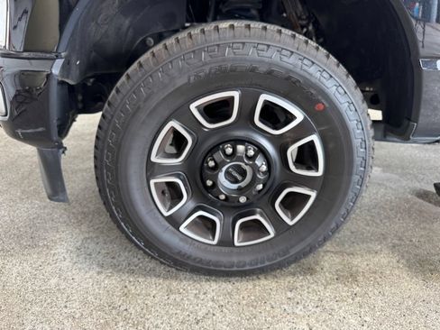 Used 2024 Ford F250 Platinum AWD/4WD image 27