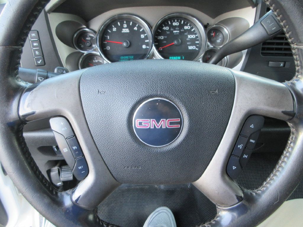 Used 2007 GMC Sierra 3500 SLE AWD/4WD image 16
