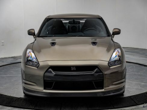 Used 2009 Nissan GT-R Premium image 33