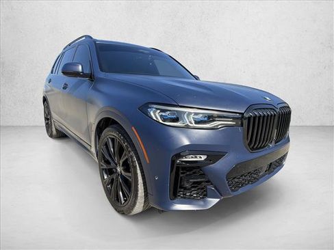 Used 2022 BMW X7 M50i AWD/4WD image 7