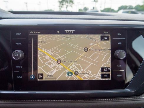 Used 2023 Volkswagen Taos SEL AWD/4WD image 24