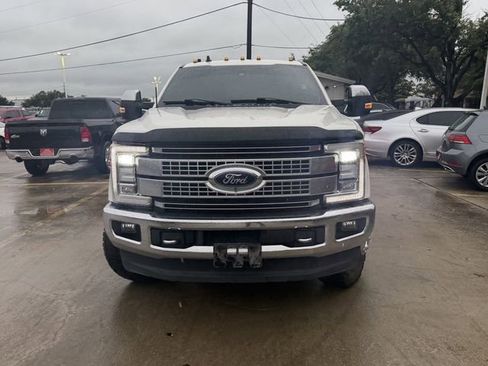 Used 2019 Ford F350 Platinum w/ Platinum Ultimate Package AWD/4WD image 2
