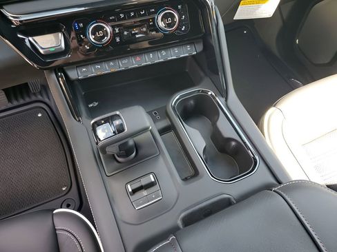 New 2026 GMC Sierra 1500 AT4X image 40