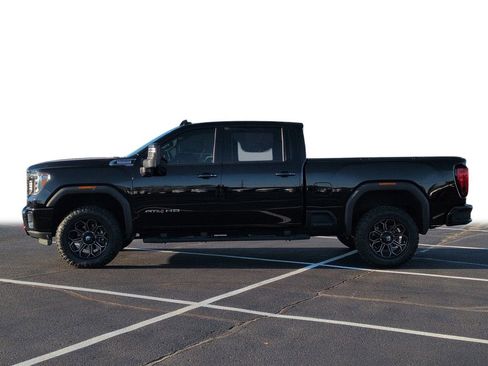 Used 2020 GMC Sierra 2500 AT4 w/ AT4 Premium Package image 6