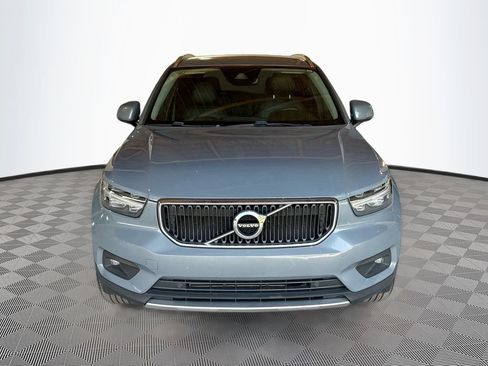 Used 2021 Volvo XC40 T5 Momentum w/ Protection Package Premier AWD/4WD image 2