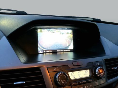 Used 2014 Honda Odyssey EX-L image 25