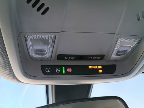 Used 2020 Chevrolet Malibu LS image 24