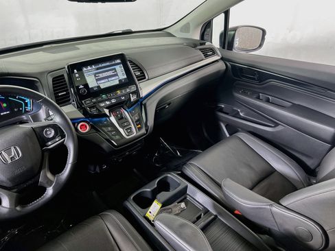Used 2023 Honda Odyssey Touring image 24