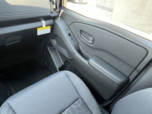 New 2026 Nissan Frontier SV image 18