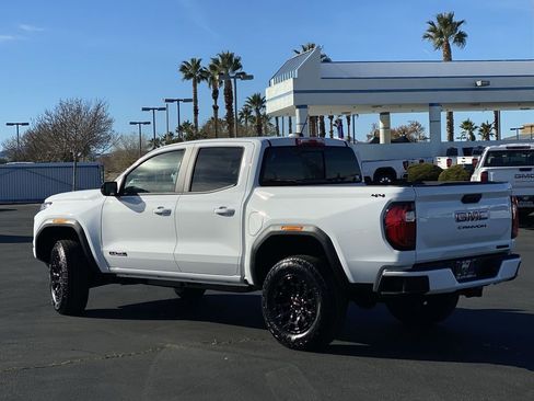 New 2026 GMC Canyon Elevation w/ LPO, Black Badging Package image 15
