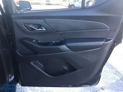 Used 2019 Chevrolet Traverse LT w/ LPO, Floor Liner Package image 16