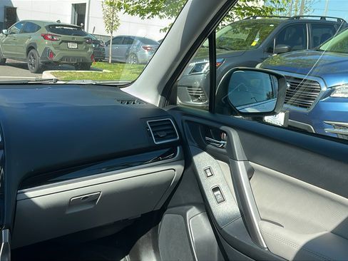 Used 2018 Subaru Forester 2.5i Limited AWD/4WD image 24