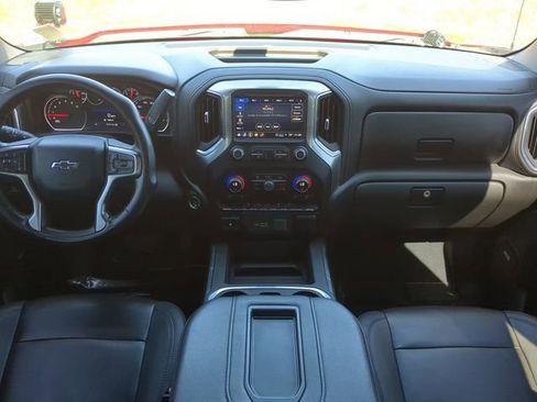 Used 2021 Chevrolet Silverado 1500 LT Trail Boss w/ Convenience Package II image 18