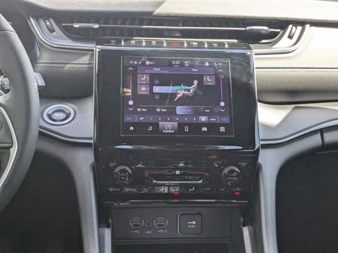 New 2025 Jeep Grand Cherokee L Laredo RWD image 16