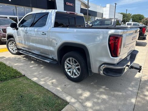 Used 2021 GMC Sierra 1500 SLT RWD image 2