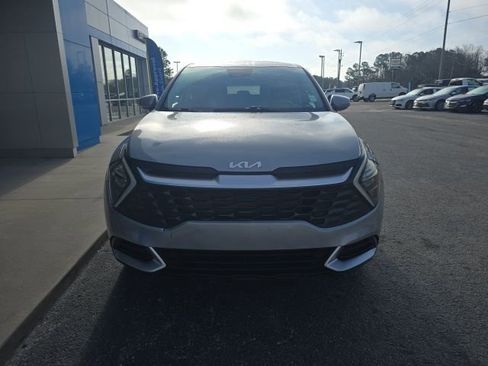 Used 2023 Kia Sportage LX image 8