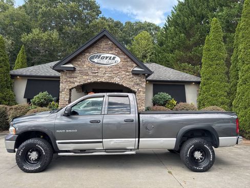 Used 2004 Dodge Ram 3500 Truck SLT w/ Trailer Tow Group AWD/4WD image 1