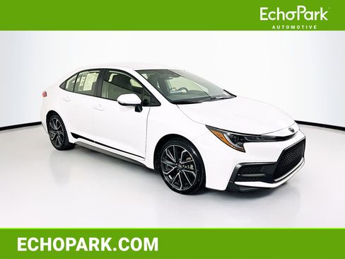 Used 2022 Toyota Corolla SE image 1