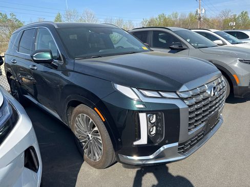 Used 2024 Hyundai Palisade Calligraphy image 5