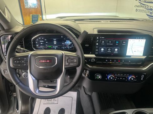 Used 2023 GMC Sierra 1500 Elevation w/ LPO, Elevation Black Package AWD/4WD image 24