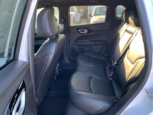 New 2026 Jeep Compass Limited AWD/4WD image 13