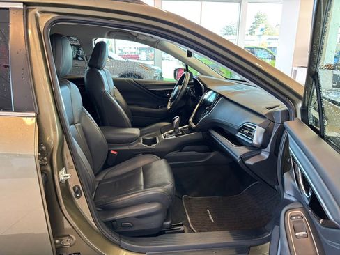 Used 2022 Subaru Outback Limited image 25