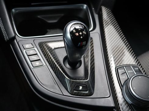 Used 2018 BMW M4 Coupe image 27