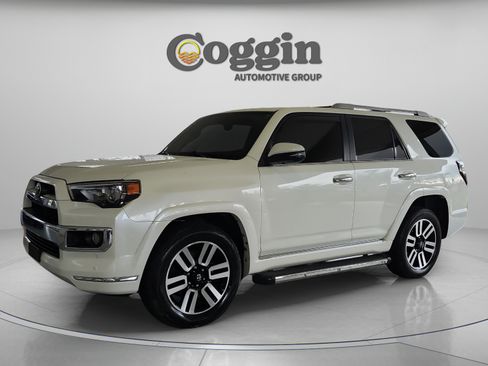 Used 2016 Toyota 4Runner Limited AWD/4WD image 1