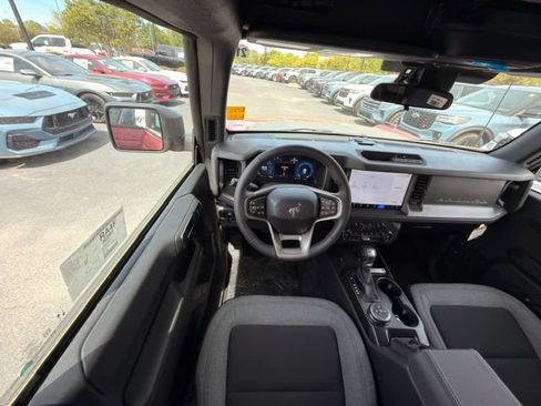 New 2025 Ford Bronco Big Bend image 4