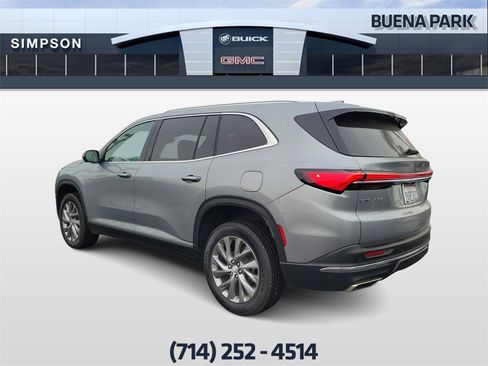 Used 2026 Buick Enclave Preferred image 6