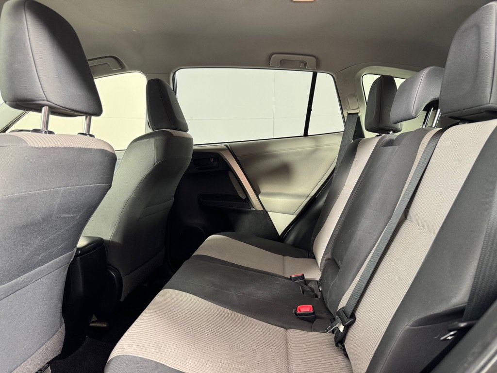 Used 2013 Toyota RAV4 LE FWD image 20