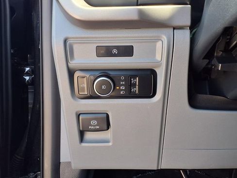 Used 2025 Ford F150 XLT w/ Equipment Group 301A Standard AWD/4WD image 16