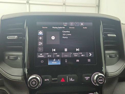 New 2026 RAM 1500 Warlock AWD/4WD image 8