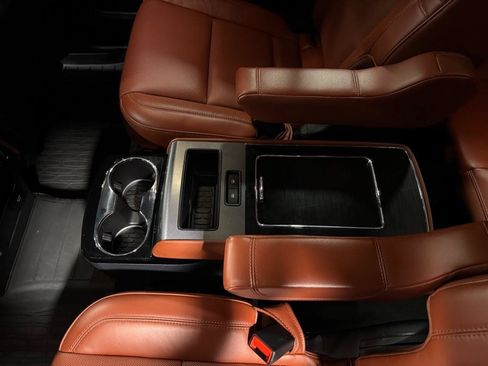 Used 2025 Lincoln Aviator Reserve AWD/4WD image 15
