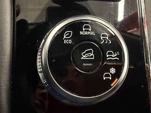 Used 2024 Mitsubishi Outlander SE FWD image 46