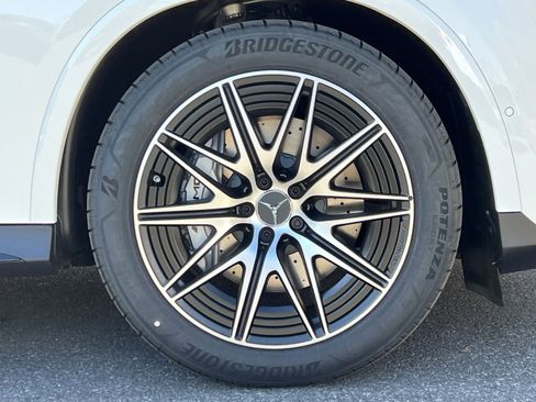 New 2026 Mercedes-Benz GLC 43 AMG 4MATIC image 10