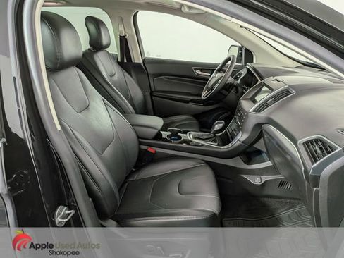 Used 2016 Ford Edge Titanium w/ Equipment Group 302A AWD/4WD image 50
