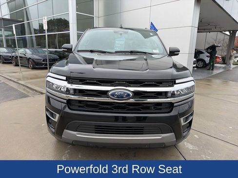 Certified 2024 Ford Expedition Limited image 3