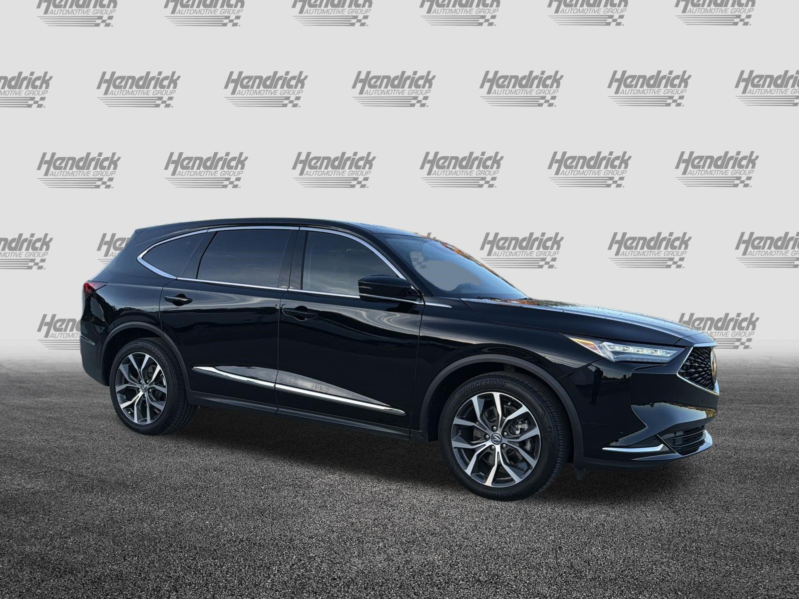 Used 2024 Acura MDX w/ Technology Package AWD/4WD image 2