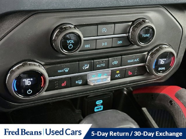 Used 2025 Ford Bronco Heritage Edition AWD/4WD image 23