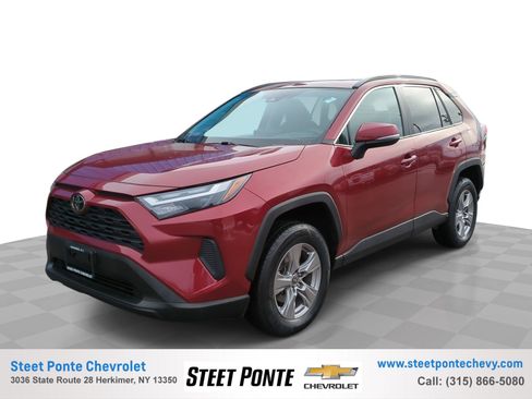 Used 2023 Toyota RAV4 XLE image 1